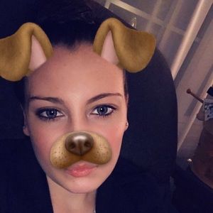 Meet your Posher, Delana